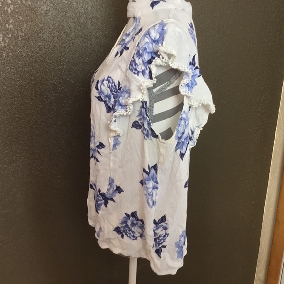 BLU PEPPER NWT PEASANT TOP - Picture 4 of 6